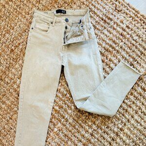 KUT | exposed button | high waist skinny jeans | khaki | raw edge